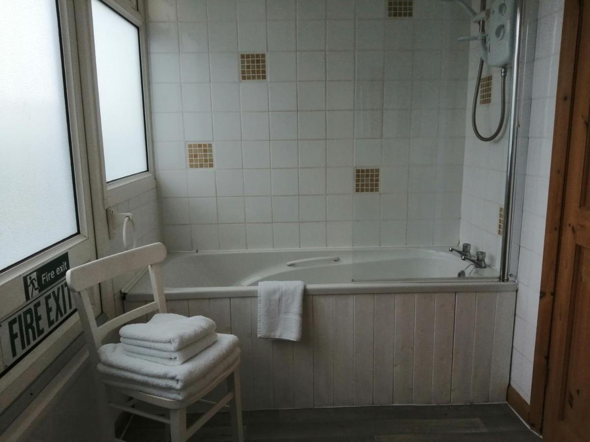 Harbourlight Guesthouse サンダースフット エクステリア 写真